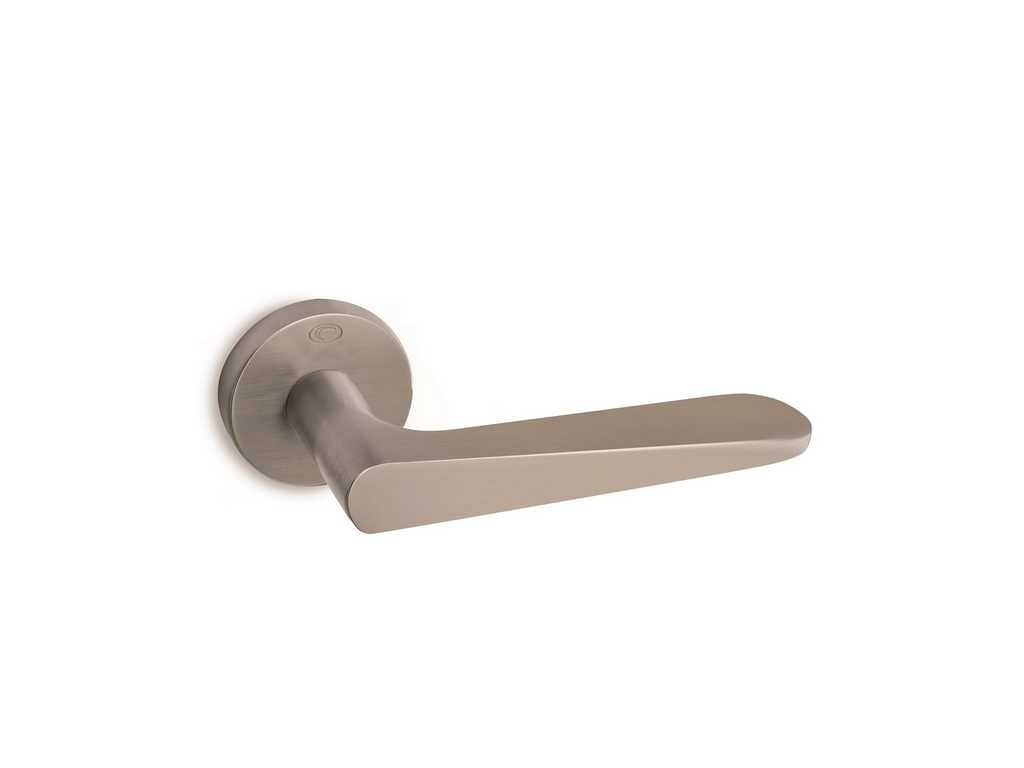 ΧΕΙΡΟΛΑΒΗ ΡΟΖΕΤΑ ΕΠΙΣΤΟΜΙΟ ΚΥΛΙΝΔΡΟΥ    Ματ Νίκελ