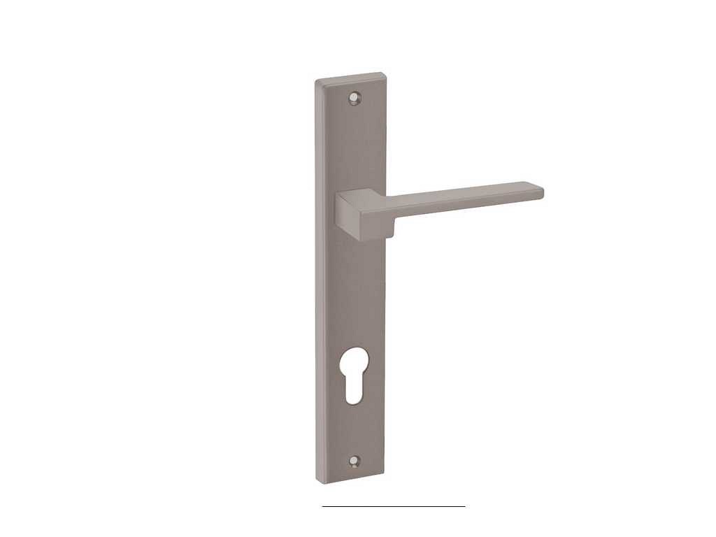 ΧΕΙΡΟΛΑΒΗ ΠΛΑΚΑ ΚΛΕΙΔΙ    Ματ Νίκελ