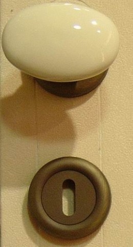 055