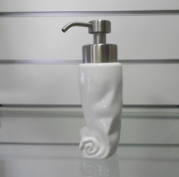 307 dispenser04