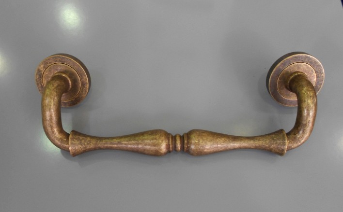 081 Λαβή Πόρτας