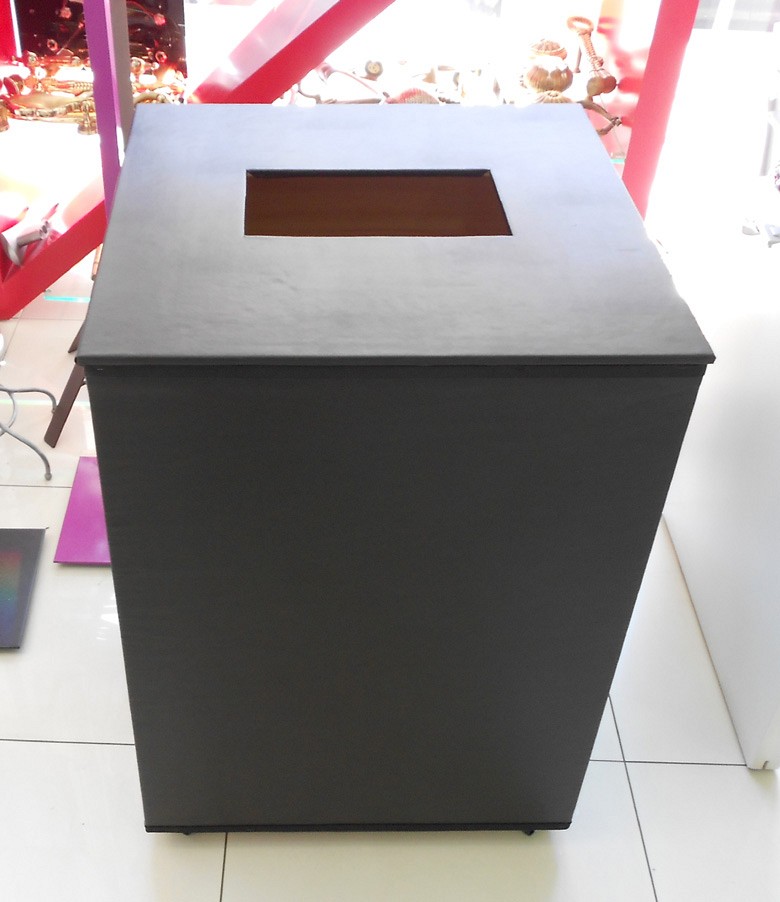 021 kadosAplytonApothikeutikosXoros