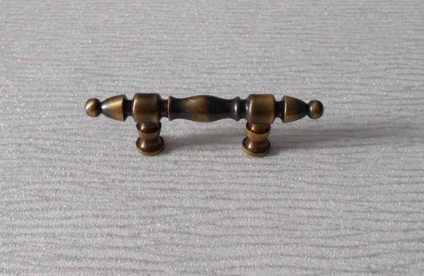 Λαβιτσα 2.50€ + φπα