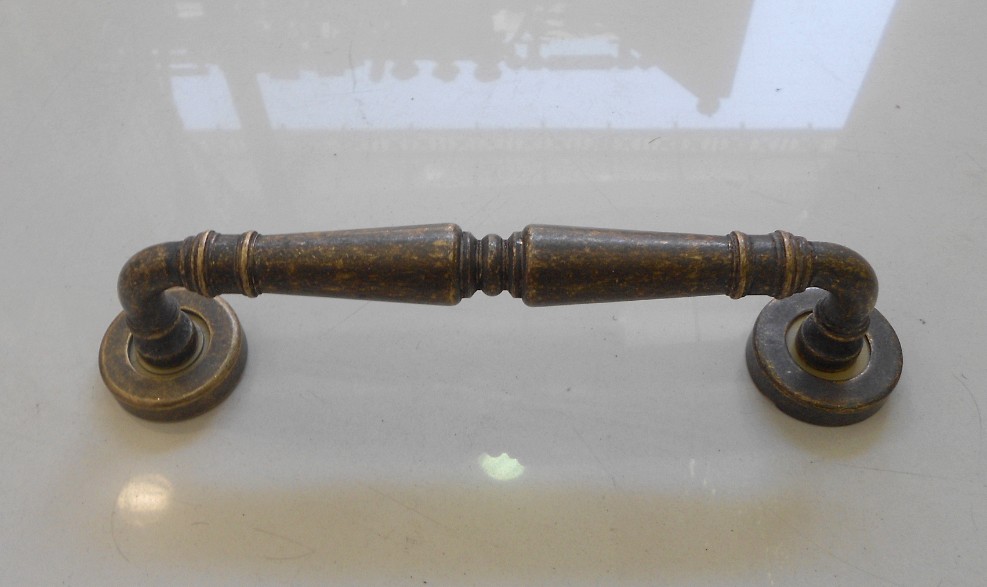 096 Λαβή Πόρτας