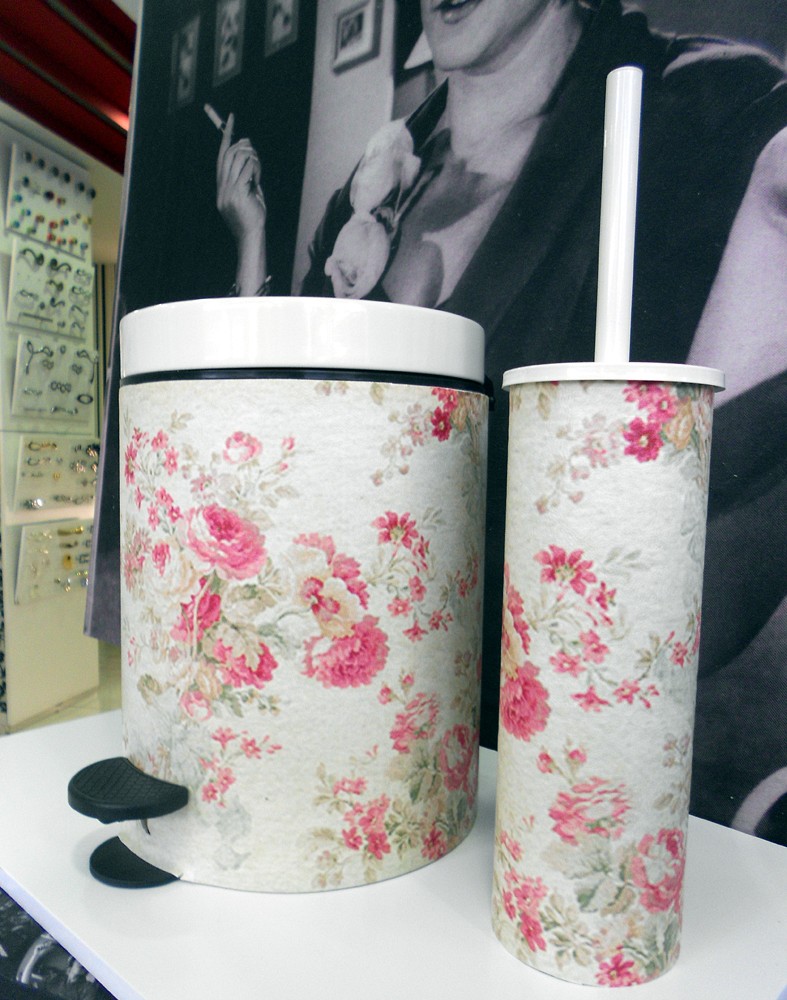 049 καδος και πιγκαλ BELLO