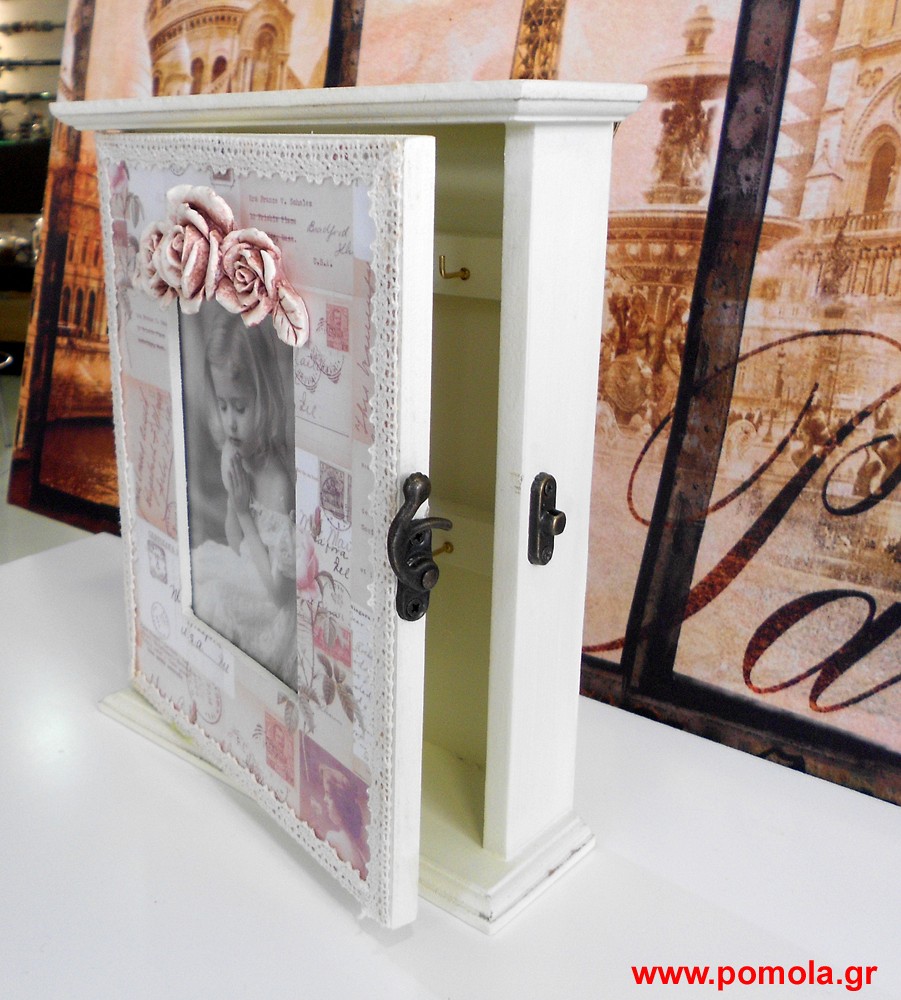 154 κρεμαστρα