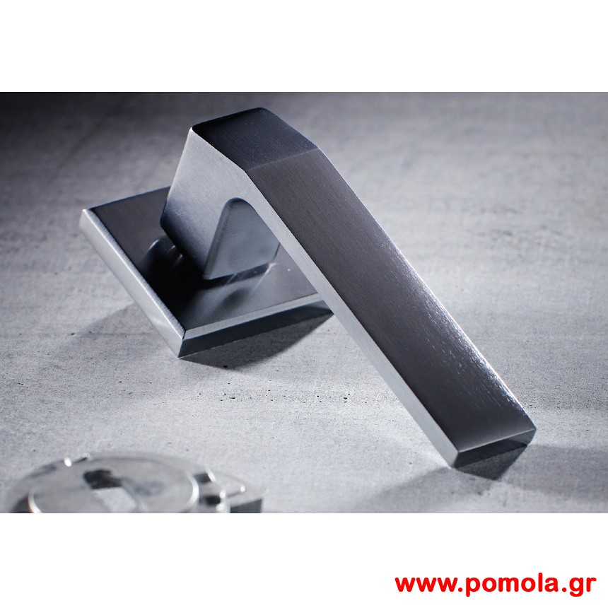 1147 Πομολο πορτας