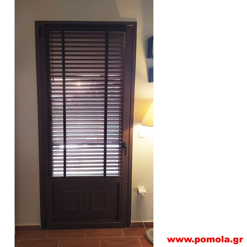 914 Τοποθετηση με Ξυλινες περσιδες