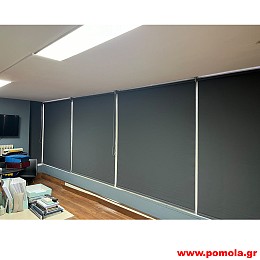 1126 Σκίαση με ρόλλερ black out