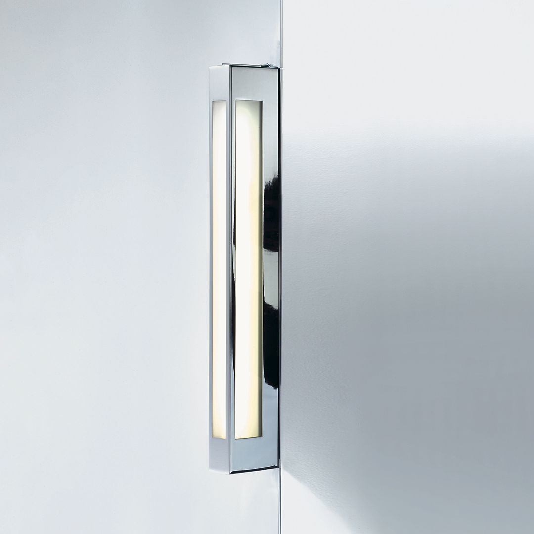 BLOC 37 Wall light - chrome