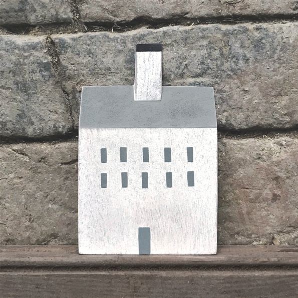 Σπιτάκι γκρι στέγη - Μεγ.διόροφο