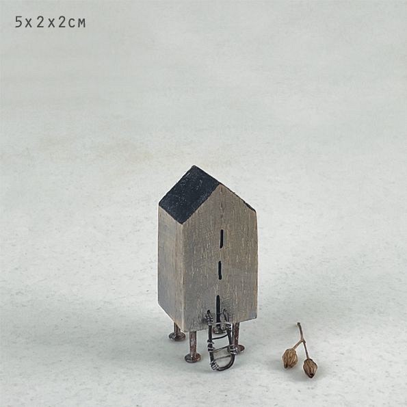 Σπίτι σε πασσάλους - No:104 4,8εκ.